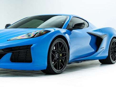 Used 2023 Chevrolet Corvette Z06 image 9