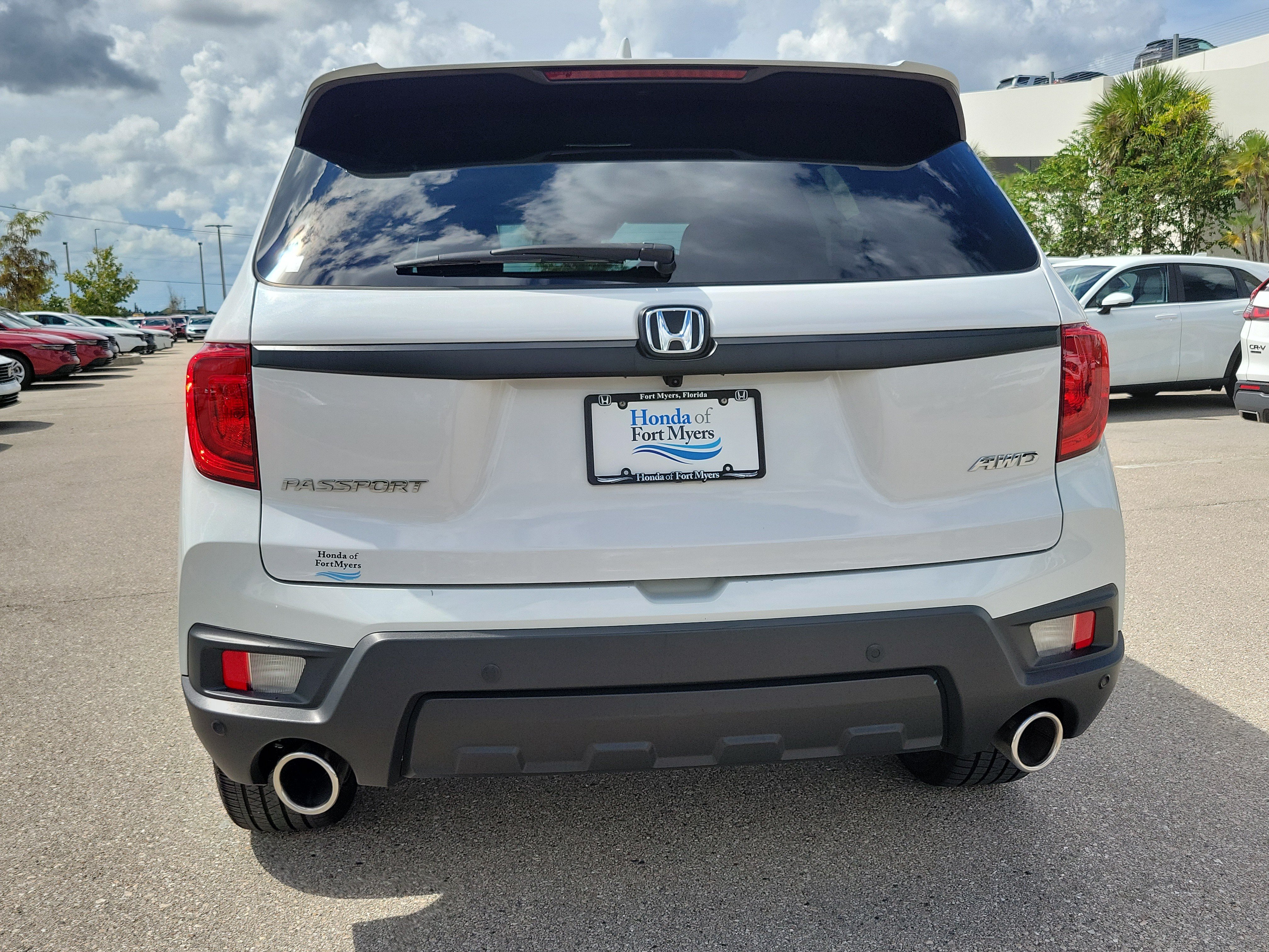 Used 2023 Honda Passport EX-L image 5