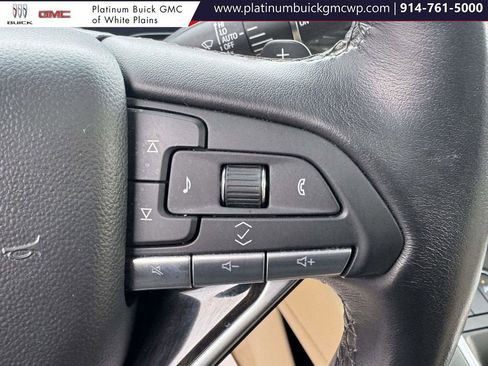 Used 2024 Cadillac Escalade Premium Luxury image 22