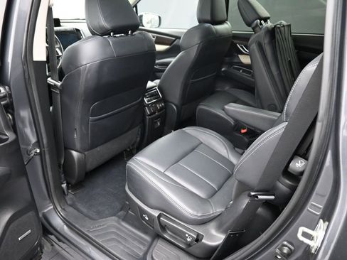 Used 2021 Subaru Ascent Touring w/ Popular Package #2A image 25