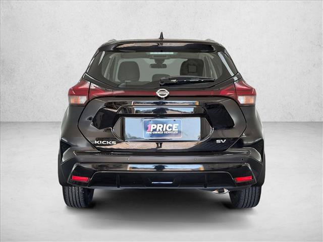 Used 2021 Nissan Kicks SV FWD image 7