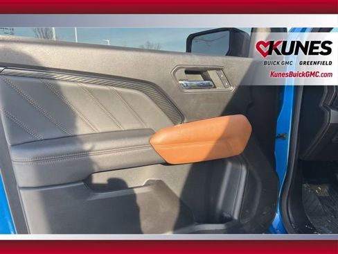 Used 2023 GMC Canyon AT4 w/ Canyon Safety Plus Package image 9