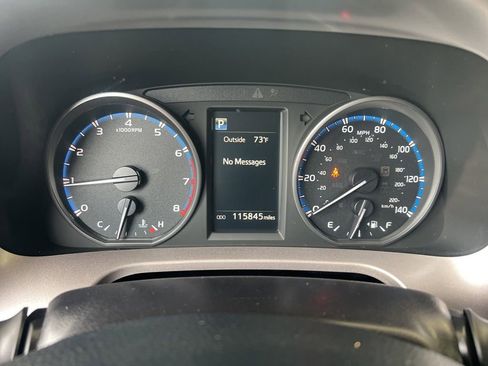 Used 2017 Toyota RAV4 LE w/ All Weather Liner Package AWD/4WD image 58