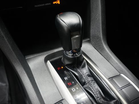 Used 2021 Honda Civic Sport image 18