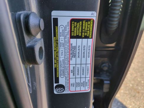 Used 2023 Subaru Outback Premium image 35