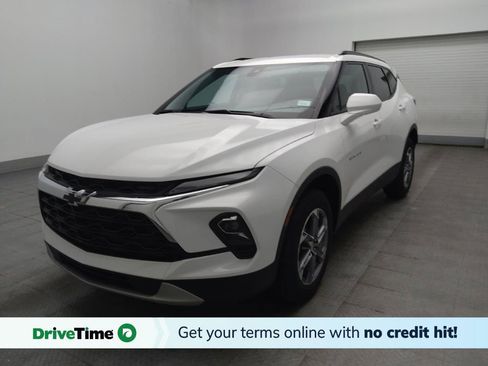 Used 2024 Chevrolet Blazer LT w/ Convenience Package FWD image 1