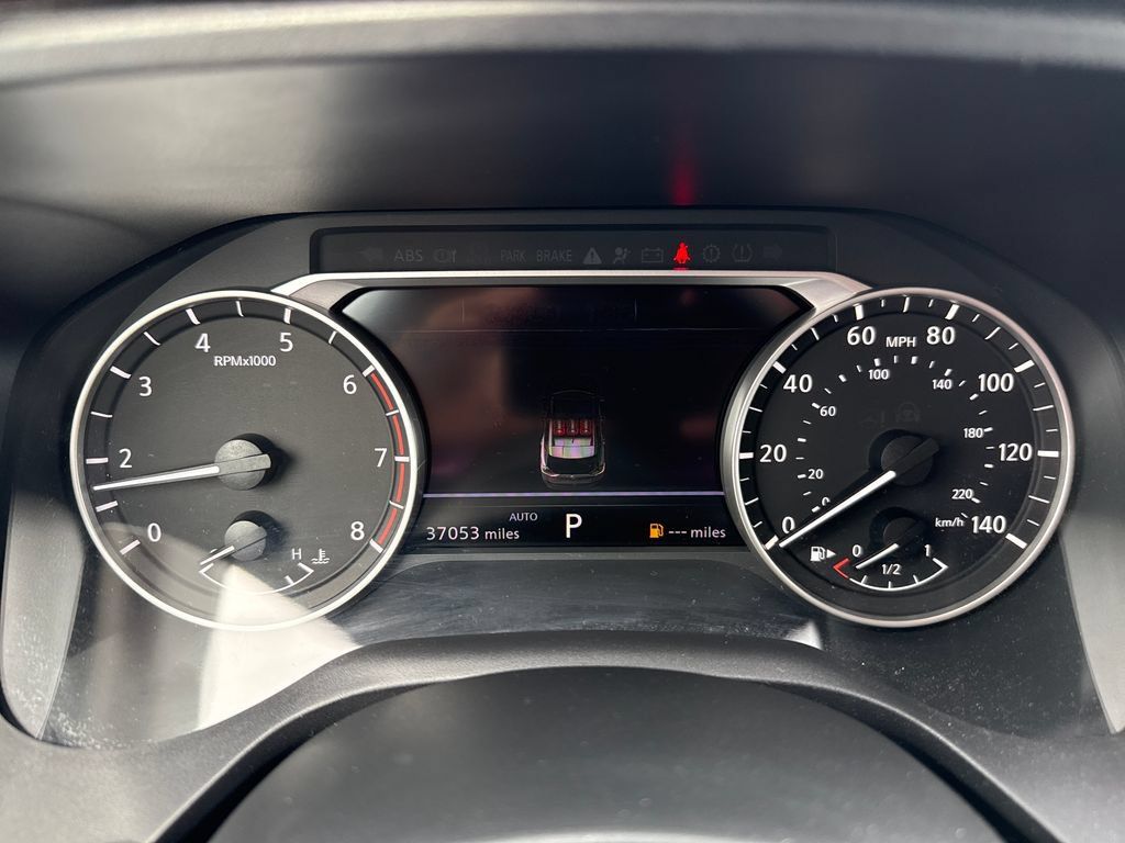 Used 2023 Nissan Rogue SV AWD/4WD image 11