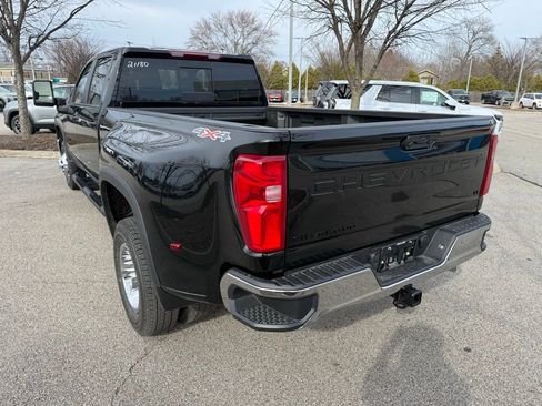 New 2026 Chevrolet Silverado 3500 LT AWD/4WD image 3