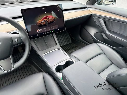 Used 2023 Tesla Model 3 Standard Range RWD image 30