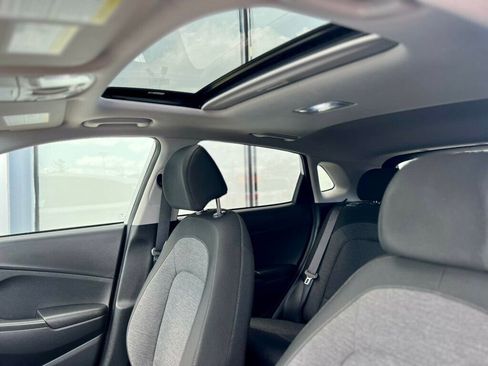 Used 2022 Hyundai Kona SEL w/ Convenience Package image 26