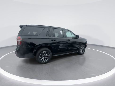 Used 2023 Chevrolet Tahoe Z71 w/ Luxury Package image 8