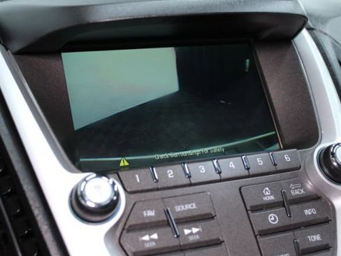 Used 2014 Chevrolet Equinox LT image 17