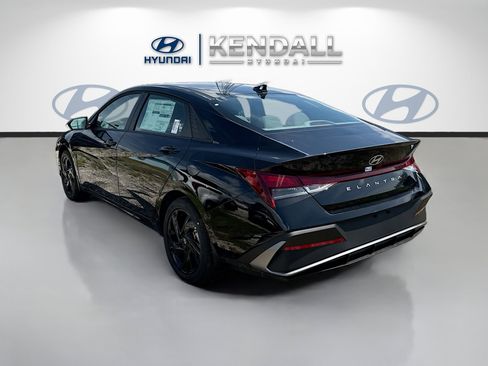New 2026 Hyundai Elantra Sport FWD image 4