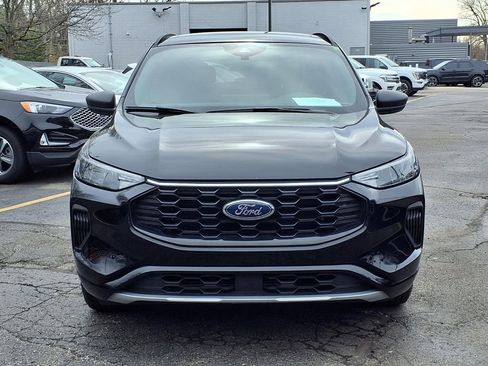 Used 2023 Ford Escape ST-Line w/ Tech Pack #1 AWD/4WD image 7