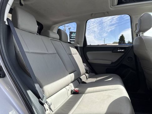Used 2014 Subaru Forester 2.5i Touring AWD/4WD image 21