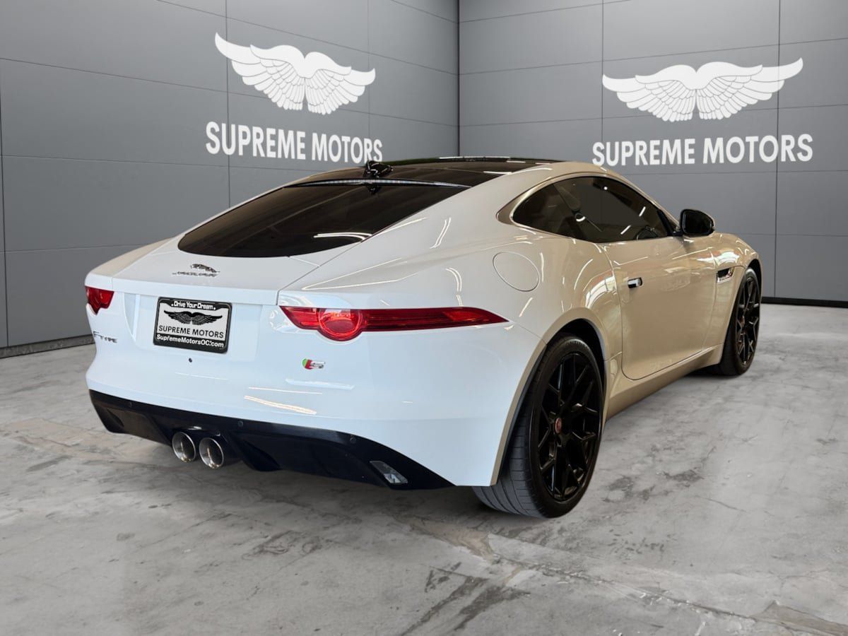 Used 2016 Jaguar F-TYPE S RWD image 5