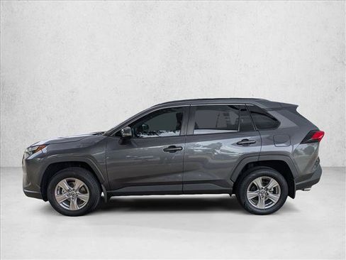 Used 2023 Toyota RAV4 XLE w/ Convenience Package FWD image 9