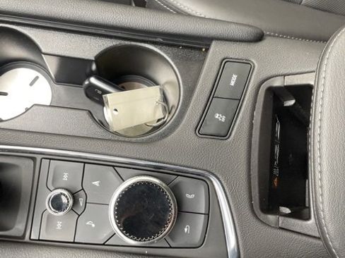 Used 2022 Cadillac XT5 Premium Luxury image 13