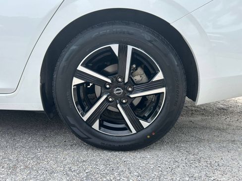 Used 2025 Nissan Sentra SV FWD image 20