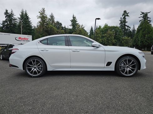 New 2026 Genesis G70 2.5T Prestige image 8