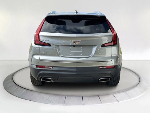 Certified 2023 Cadillac XT4 Luxury w/ Cold Weather Package image 4