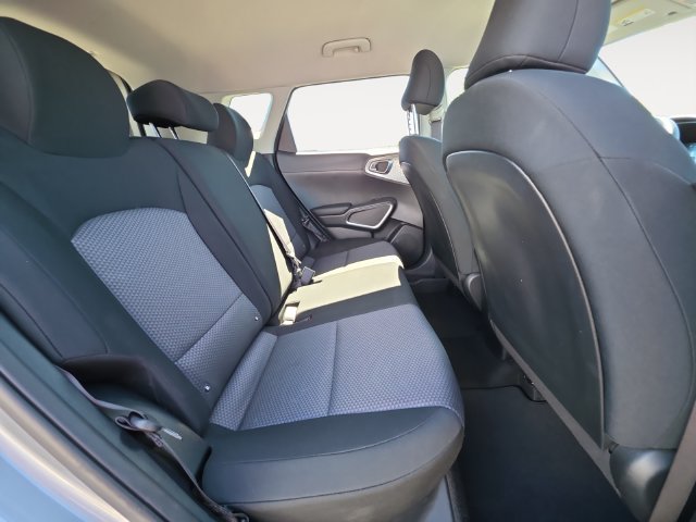 Used 2024 Kia Soul LX w/ Option Group 015 FWD image 14