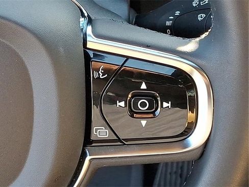 Used 2024 Volvo XC60 T8 Ultimate w/ Protection Package Premier image 22