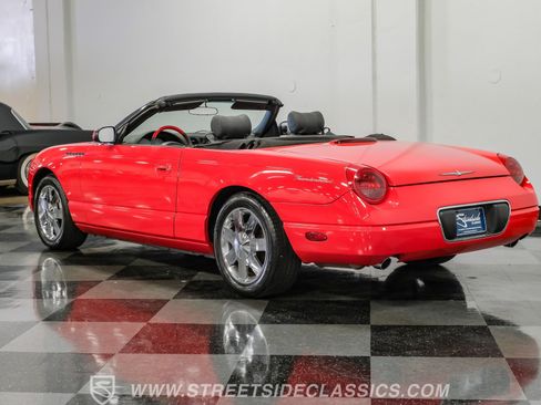 Used 2002 Ford Thunderbird RWD image 10