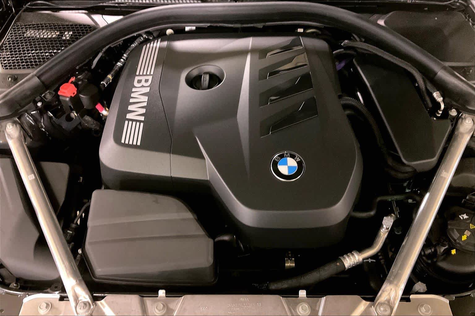 Used 2026 BMW 430i Coupe w/ M Sport Package RWD image 17