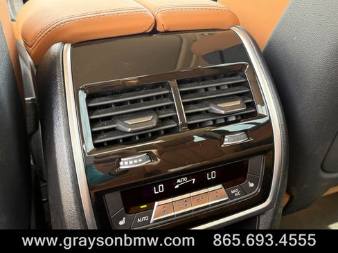 Used 2026 BMW X7 xDrive40i AWD/4WD image 3