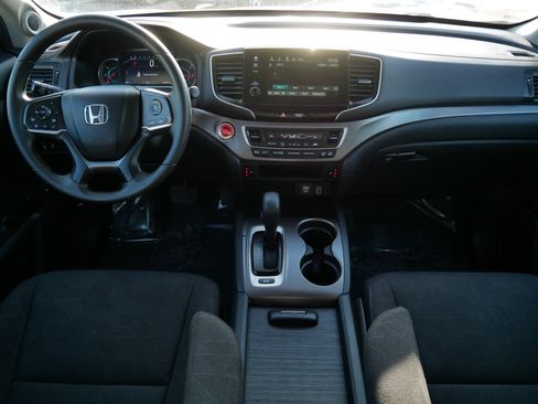 Used 2020 Honda Pilot EX image 10