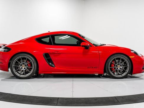 Used 2025 Porsche 718 Cayman GTS image 2