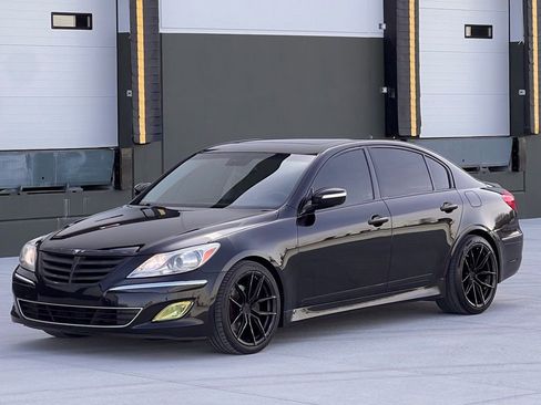 Used 2014 Hyundai Genesis 3.8 w/ Premium Package 02 RWD image 1