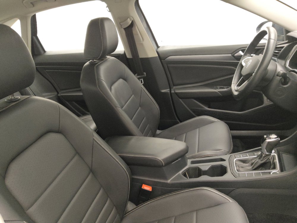 Used 2024 Volkswagen Jetta SE FWD image 21