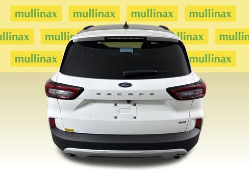New 2025 Ford Escape SE w/ PHEV Premium Package FWD image 30