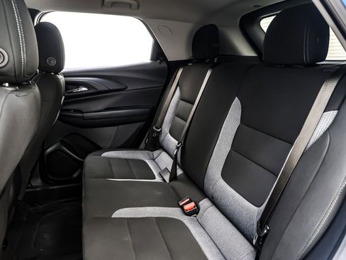 Used 2024 Chevrolet TrailBlazer LS w/ LS Convenience Package image 7