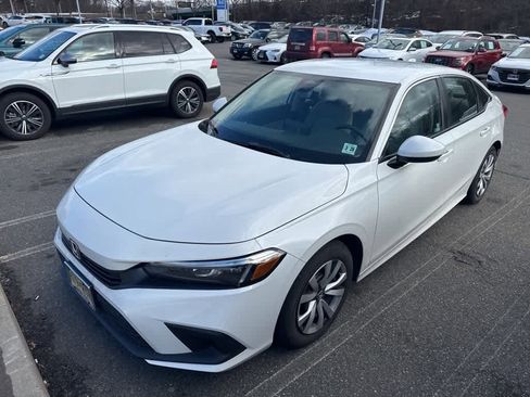 Used 2023 Honda Civic LX image 2