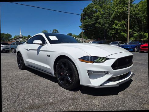 Used 2019 Ford Mustang GT w/ Black Accent Package RWD image 8