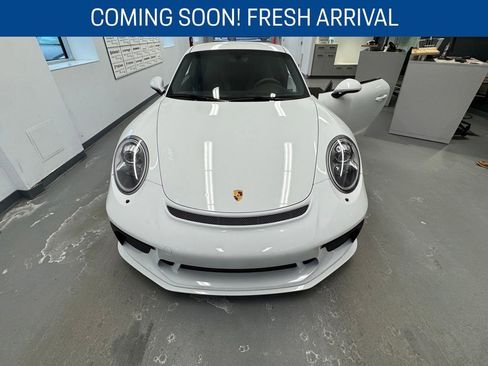 Used 2018 Porsche 911 GT3 image 10