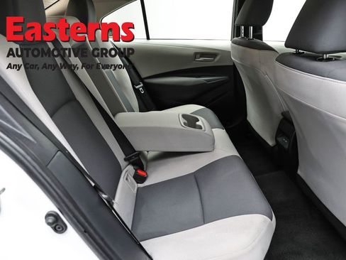 Used 2024 Toyota Corolla LE w/ LE Convenience Package FWD image 23