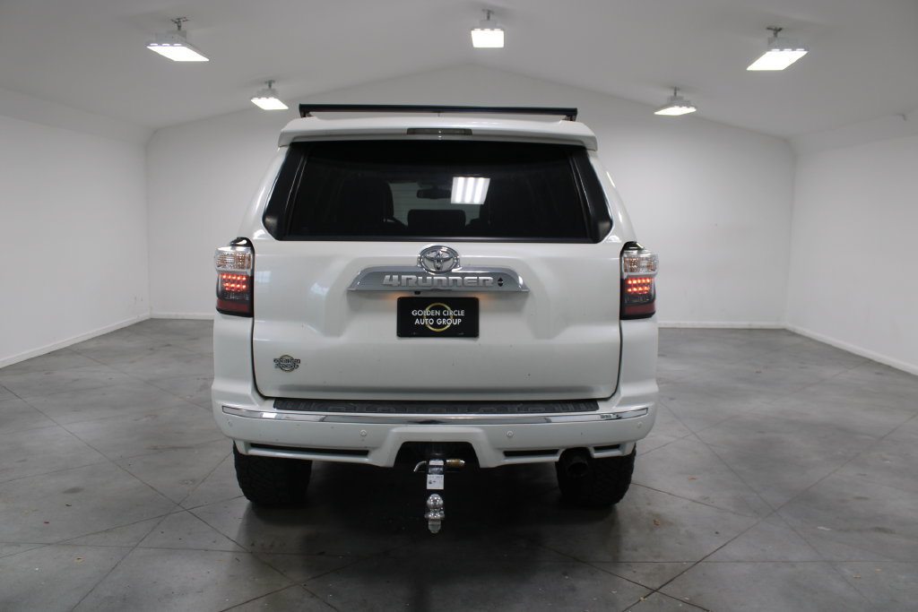 Used 2016 Toyota 4Runner Limited AWD/4WD image 7