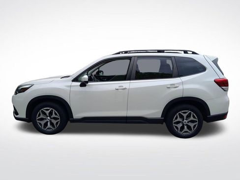 Used 2023 Subaru Forester Premium AWD/4WD image 4