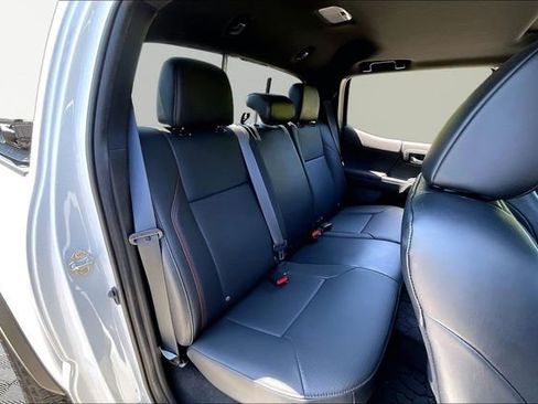 Used 2022 Toyota Tacoma TRD Pro AWD/4WD image 17