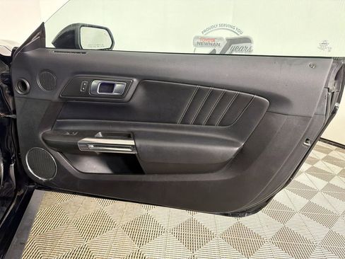 Used 2022 Ford Mustang Premium image 14