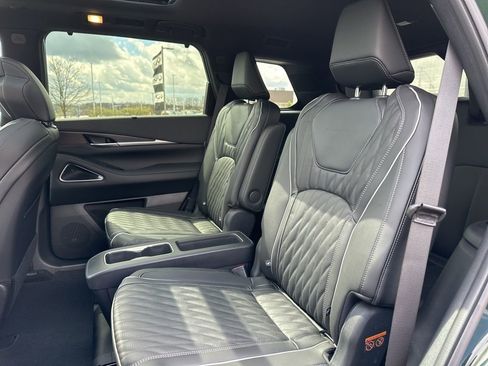 Used 2026 INFINITI QX60 Autograph w/ Dark Cargo Package AWD/4WD image 32