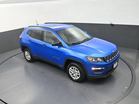 Used 2019 Jeep Compass Sport AWD/4WD image 14