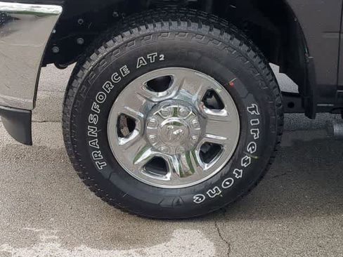 New 2026 RAM 2500 Tradesman AWD/4WD image 14