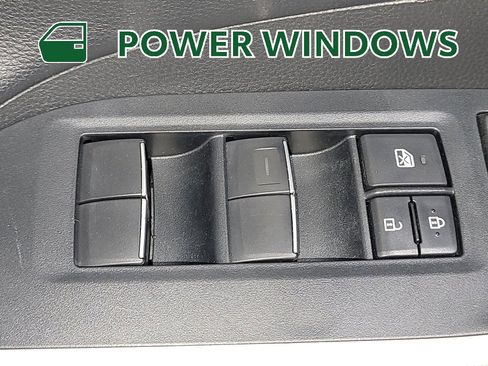 Used 2019 Toyota RAV4 Limited image 20