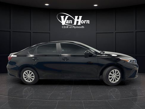 Used 2022 Kia Forte Sedan FWD image 8