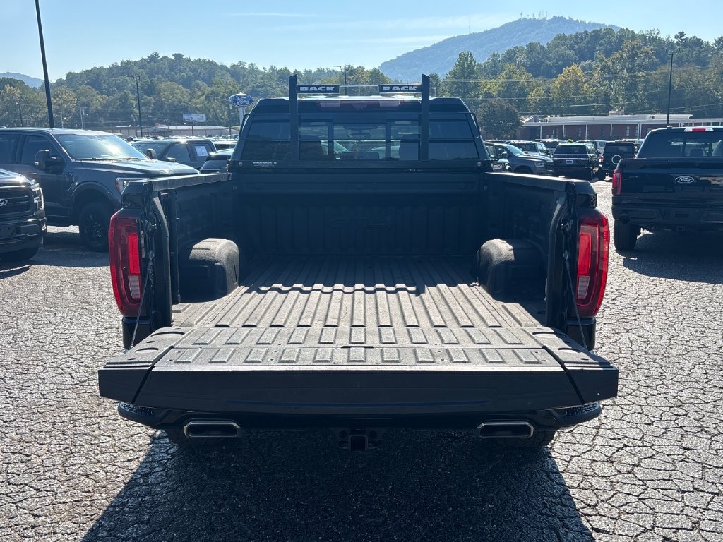 Used 2022 GMC Sierra 1500 AT4 w/ AT4 Premium Package AWD/4WD image 7